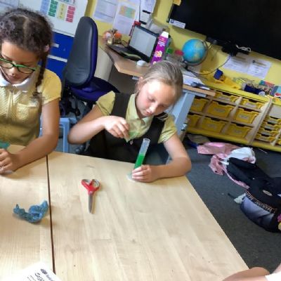 Growing crystals