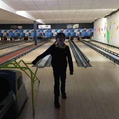 Arday - Bowling